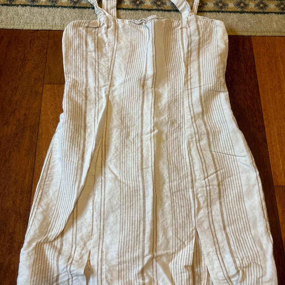 Forever 21 linen dress - size M